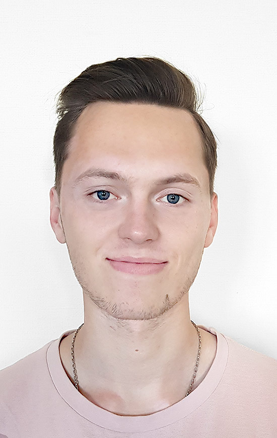 Влад Гапанович. Ведущий разработчик, Fullstack, Apps, стейкхолдер компании «Джаст Резерв» 